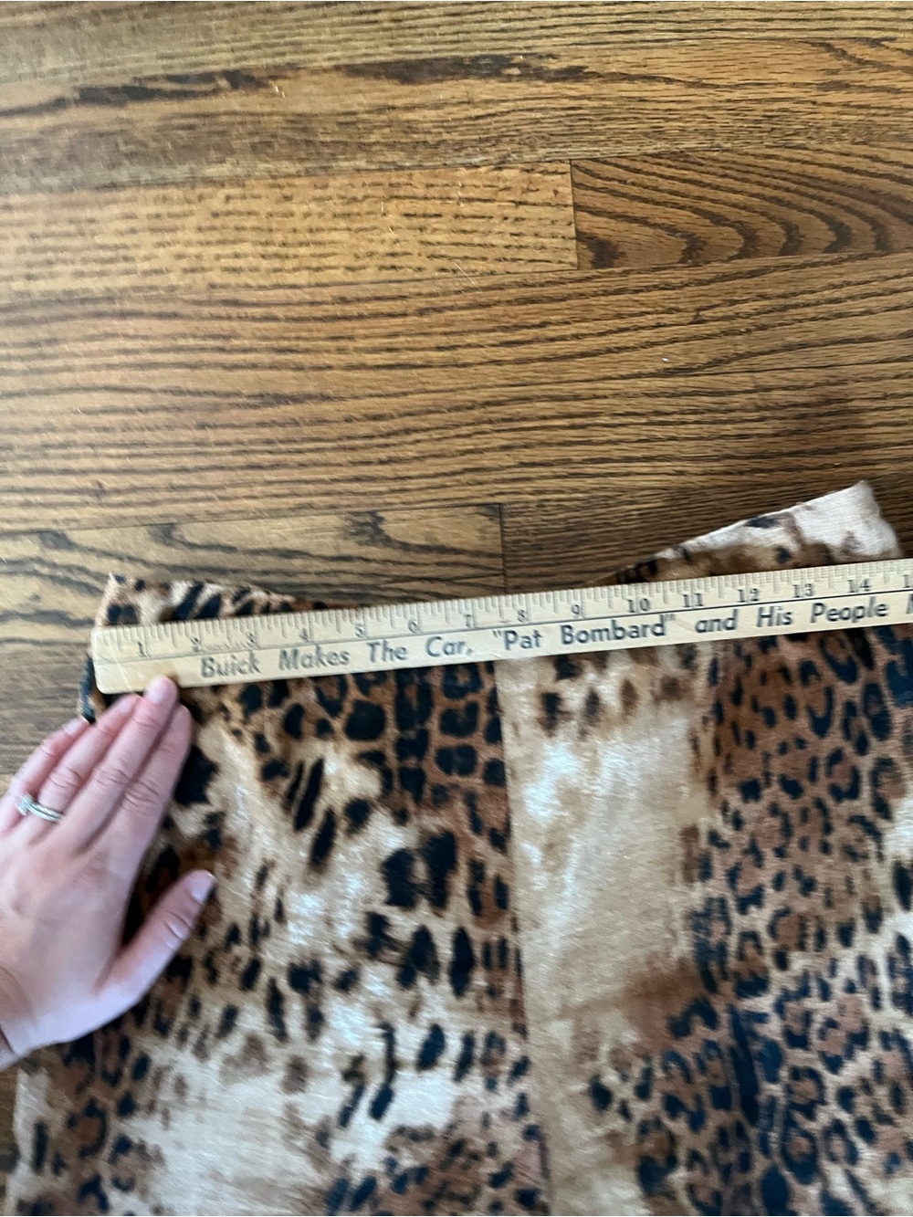 Vintage Leopard Print High Waist Slim Tapered 100% Linen Pants - Brown & Black - Picture 10 of 13